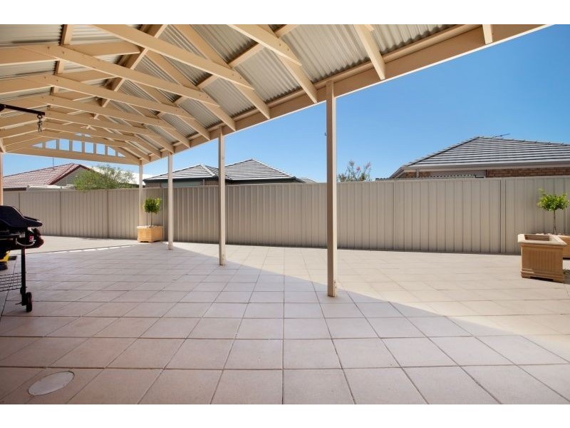 13 Springbank Boulevard, Burton SA 5110