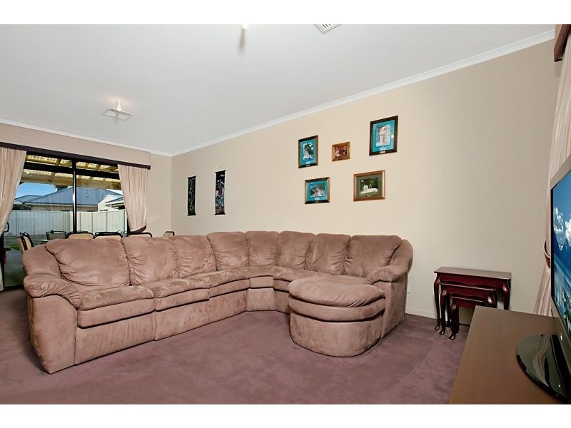 17 Newhaven Terrace, Burton SA 5110