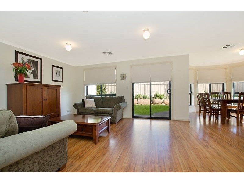 16 Jasper Drive, Burton SA 5110