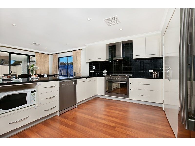 10 Newhaven Terrace, Burton SA 5110