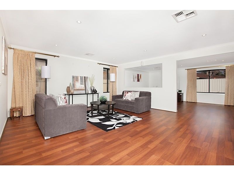 10 Newhaven Terrace, Burton SA 5110