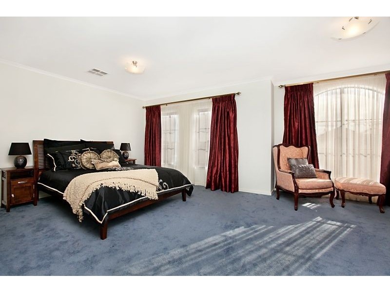 10 Newhaven Terrace, Burton SA 5110