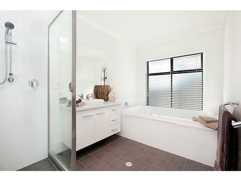 10 Newhaven Terrace, Burton SA 5110