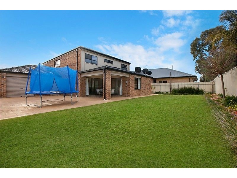 10 Newhaven Terrace, Burton SA 5110