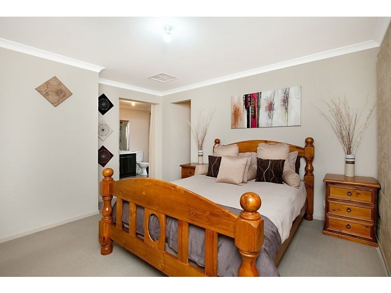 4 Golden Circuit, Parafield Gardens SA 5107