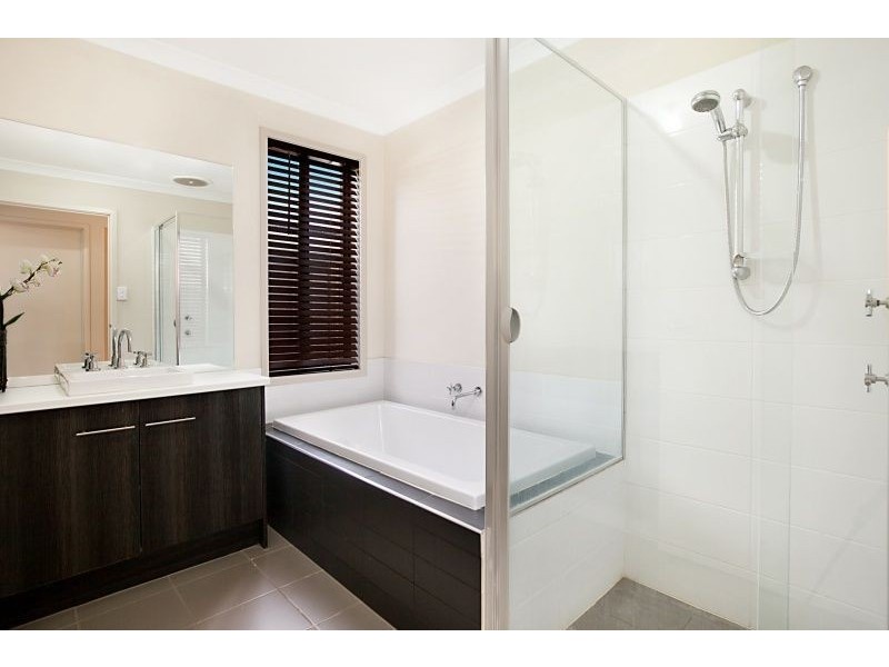 4 Golden Circuit, Parafield Gardens SA 5107