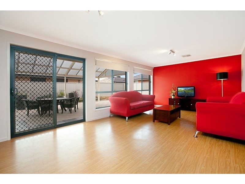 35 Amberwell Terrace, Burton SA 5110