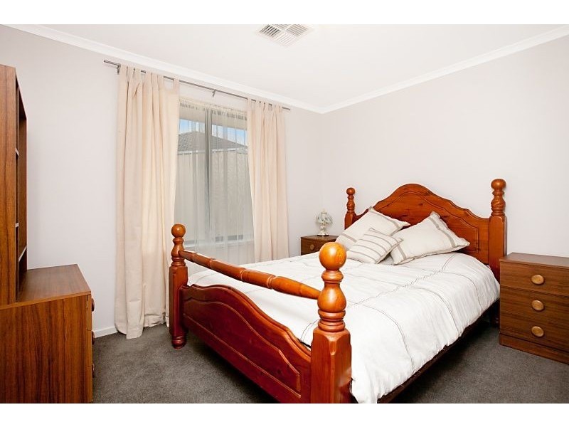 35 Amberwell Terrace, Burton SA 5110