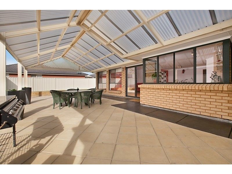 35 Amberwell Terrace, Burton SA 5110