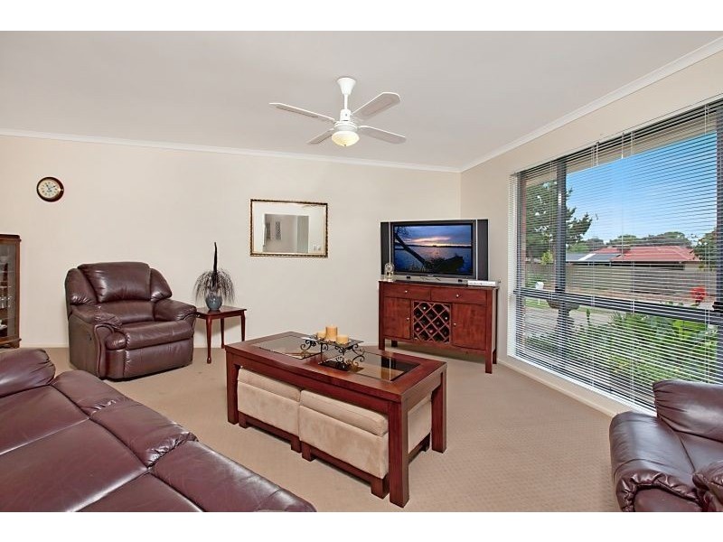 12 Nicola Court, Salisbury Downs SA 5108