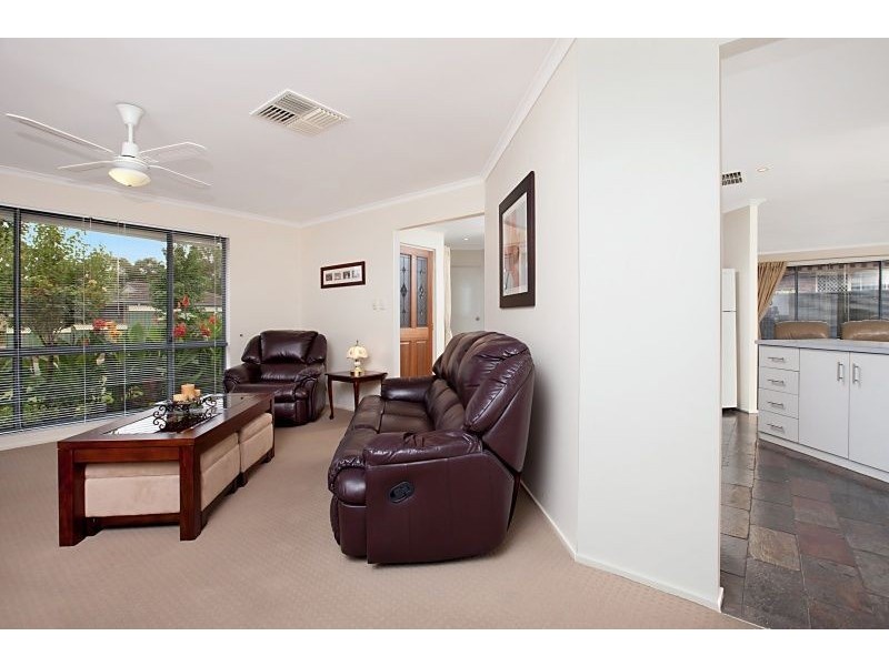 12 Nicola Court, Salisbury Downs SA 5108