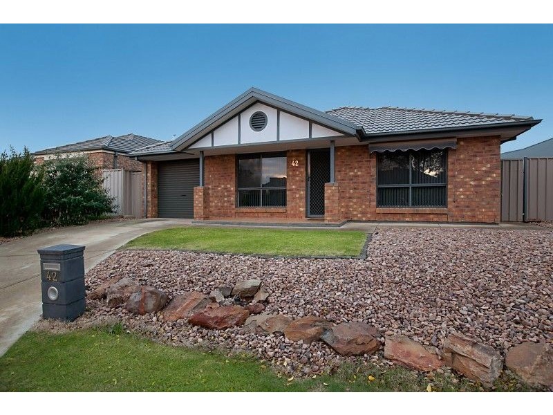 42 Parkway Circuit, Parafield Gardens SA 5107