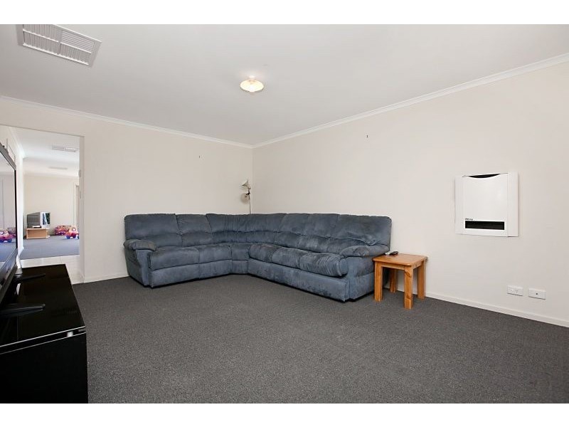 4 Napoleon Court, Paralowie SA 5108