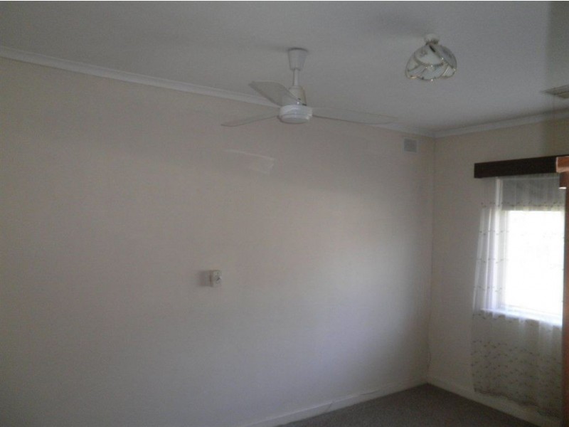 13 Kings Road, Parafield Gardens SA 5107