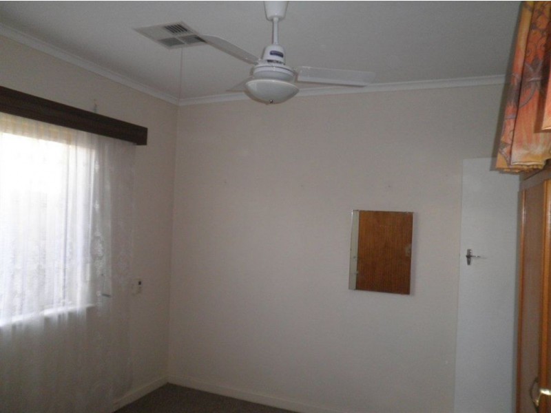 13 Kings Road, Parafield Gardens SA 5107