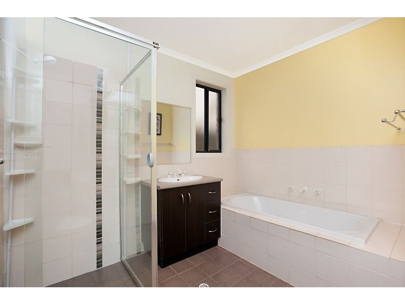 51 Lakeside Drive, Andrews Farm SA 5114