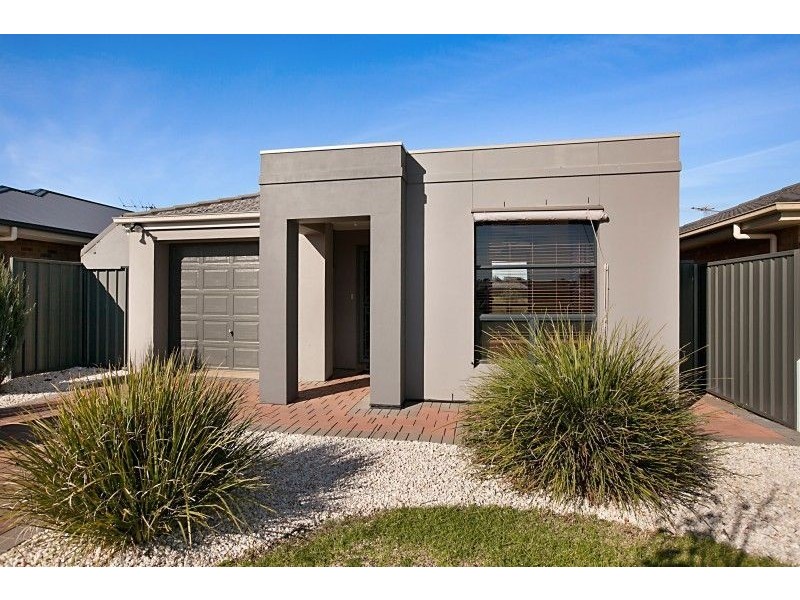 51 Lakeside Drive, Andrews Farm SA 5114