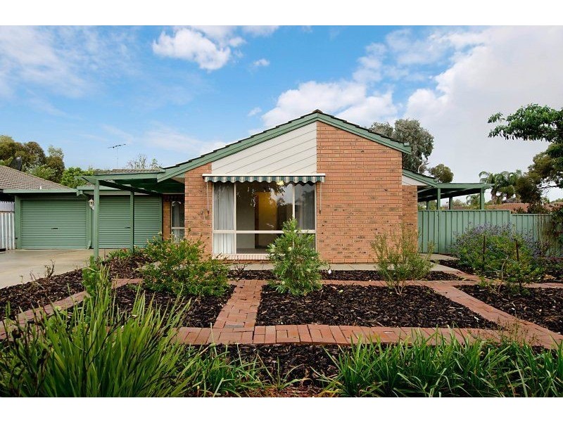 4 Garfield Court, Paralowie SA 5108