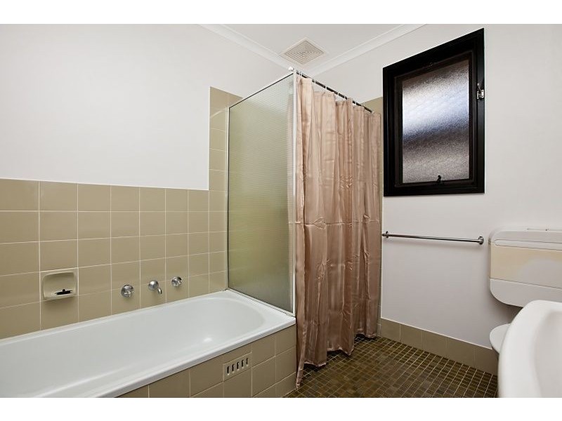 34 Lerida Crescent, Salisbury Downs SA 5108