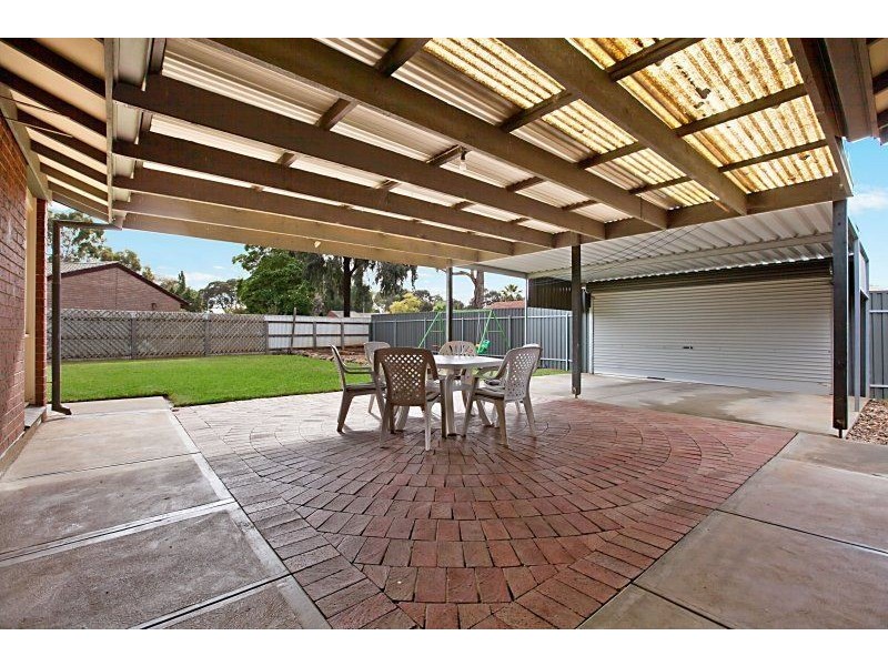 34 Lerida Crescent, Salisbury Downs SA 5108