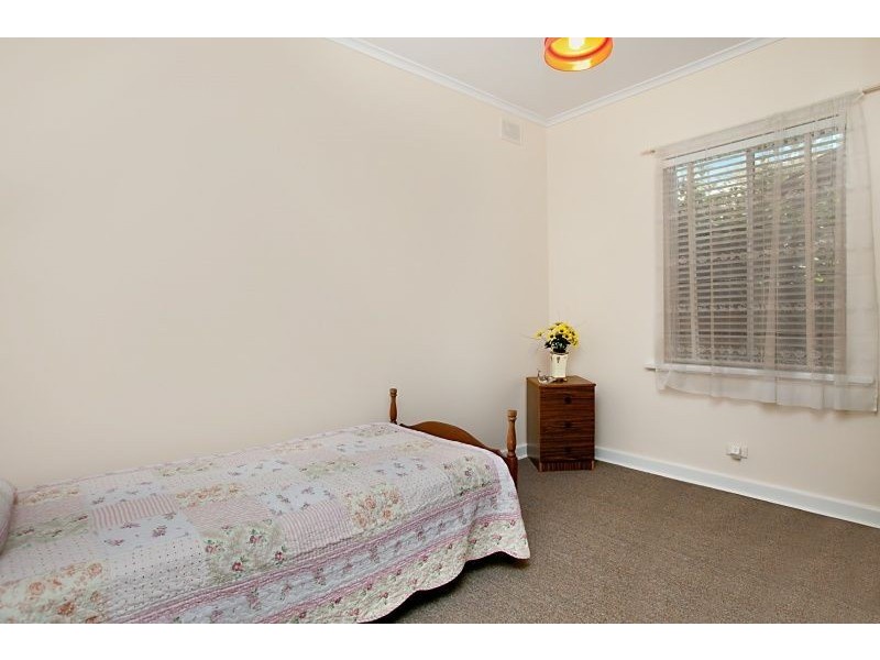 27 Down Crescent, Salisbury Downs SA 5108