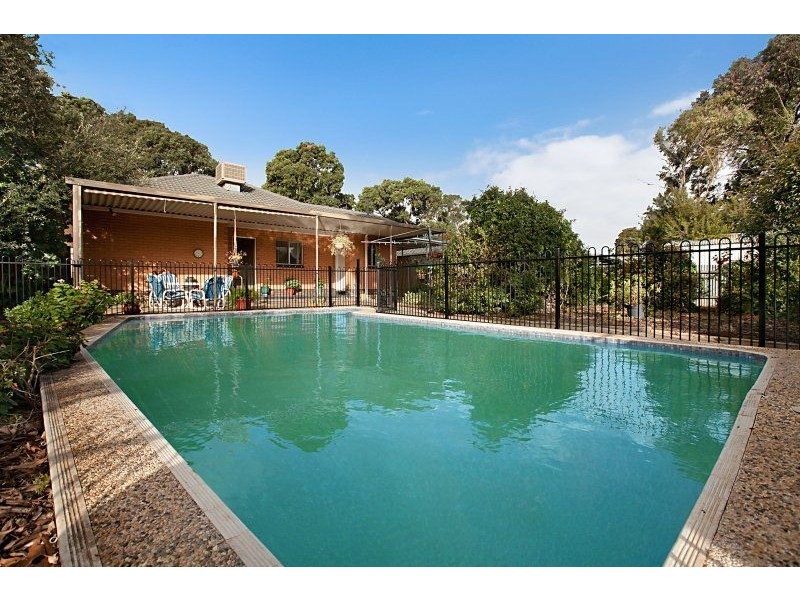 27 Down Crescent, Salisbury Downs SA 5108
