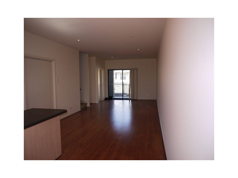 2/8-11 Silverbrich Place, Mawson Lakes SA 5095