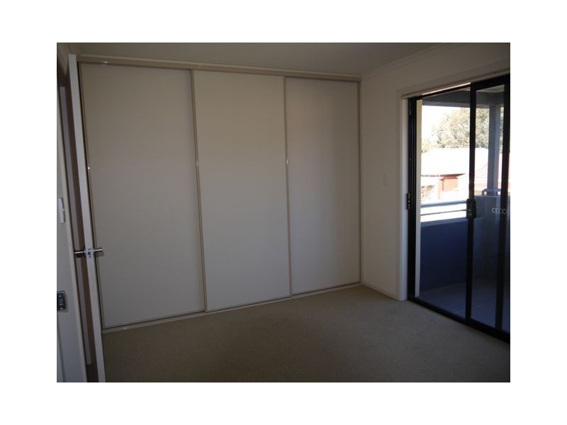2/8-11 Silverbrich Place, Mawson Lakes SA 5095