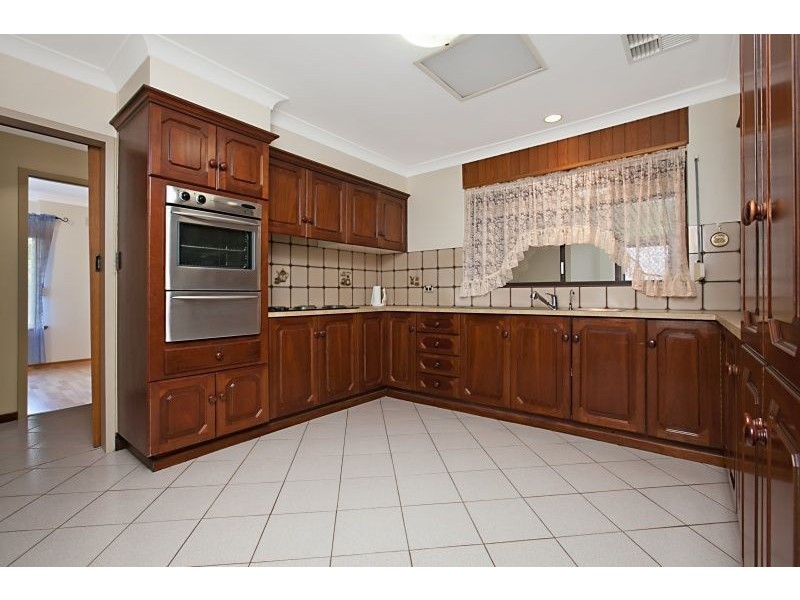 36 Cheltenham Crescent, Salisbury East SA 5109