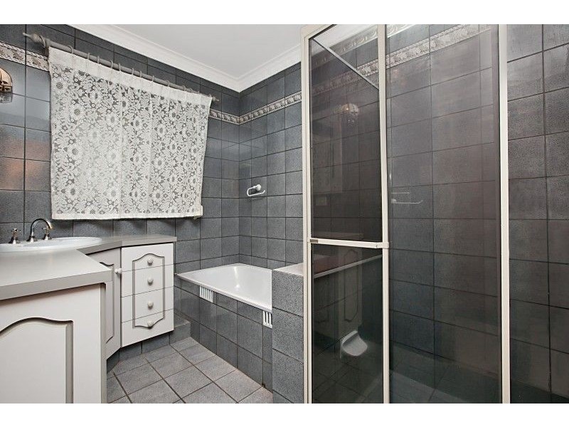 36 Cheltenham Crescent, Salisbury East SA 5109