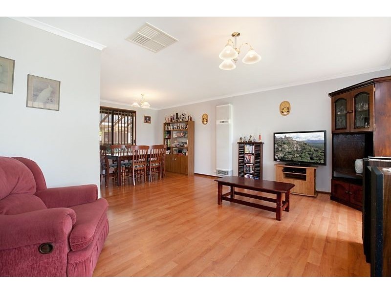 4 Riverglen Court, Blakeview SA 5114