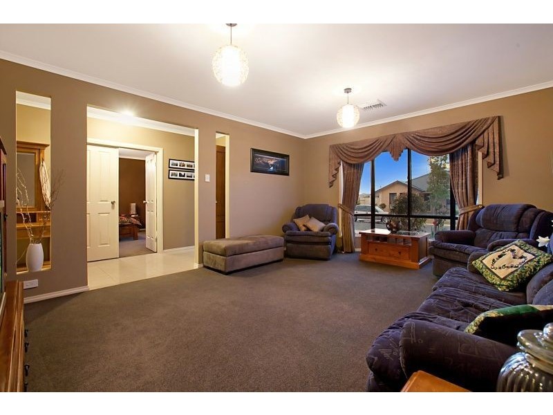 14 New Haven Terrace, Burton SA 5110