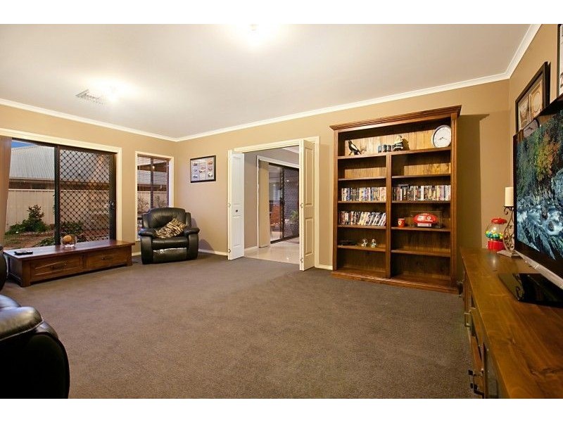 14 New Haven Terrace, Burton SA 5110