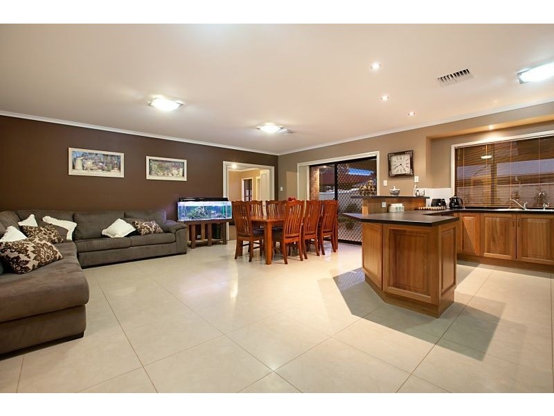 14 New Haven Terrace, Burton SA 5110