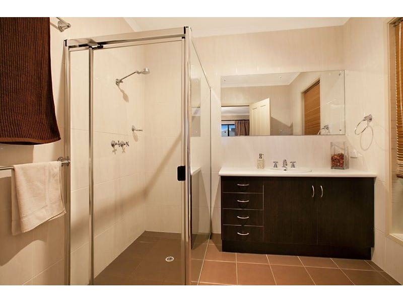 14 New Haven Terrace, Burton SA 5110