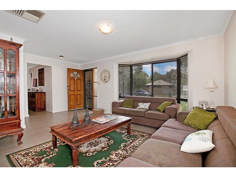 27 Garfield Court, Paralowie SA 5108