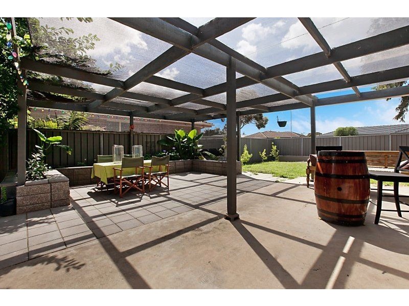 27 Garfield Court, Paralowie SA 5108