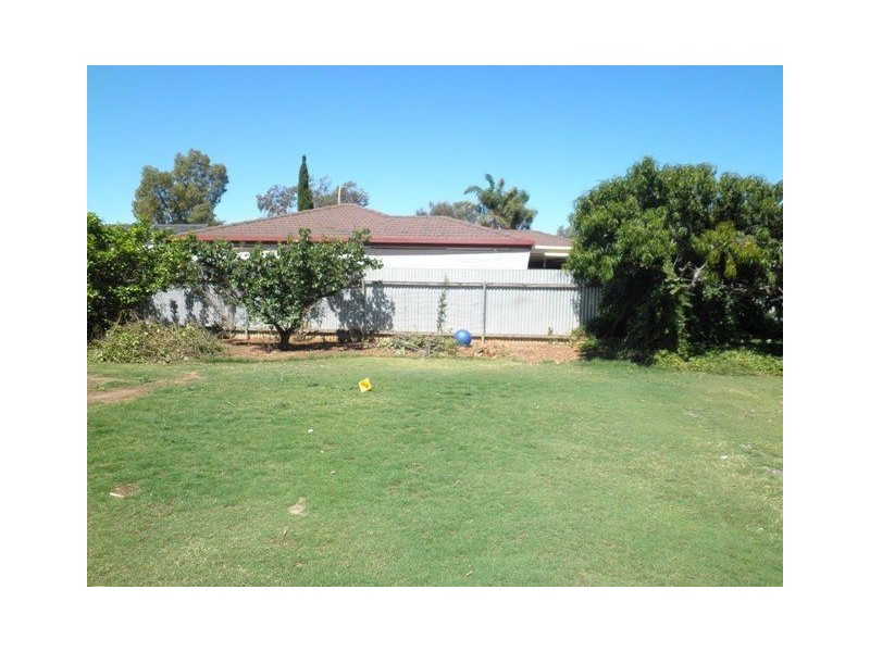 12 Maguire Cresent, Burton SA 5110