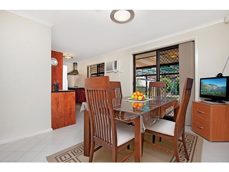 11 Woolaston Road, Salisbury Downs SA 5108