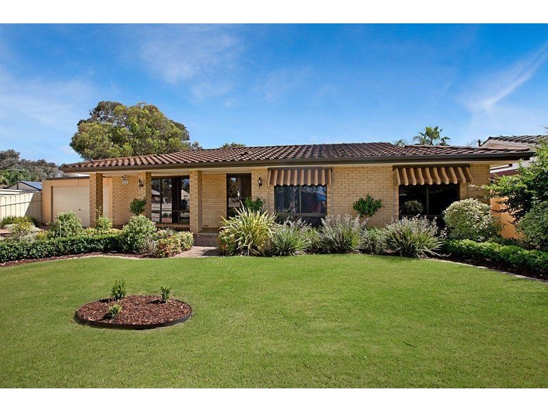 11 Woolaston Road, Salisbury Downs SA 5108