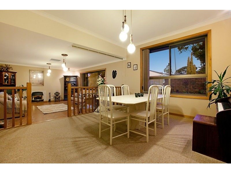 4 Pauline Court, Para Hills SA 5096