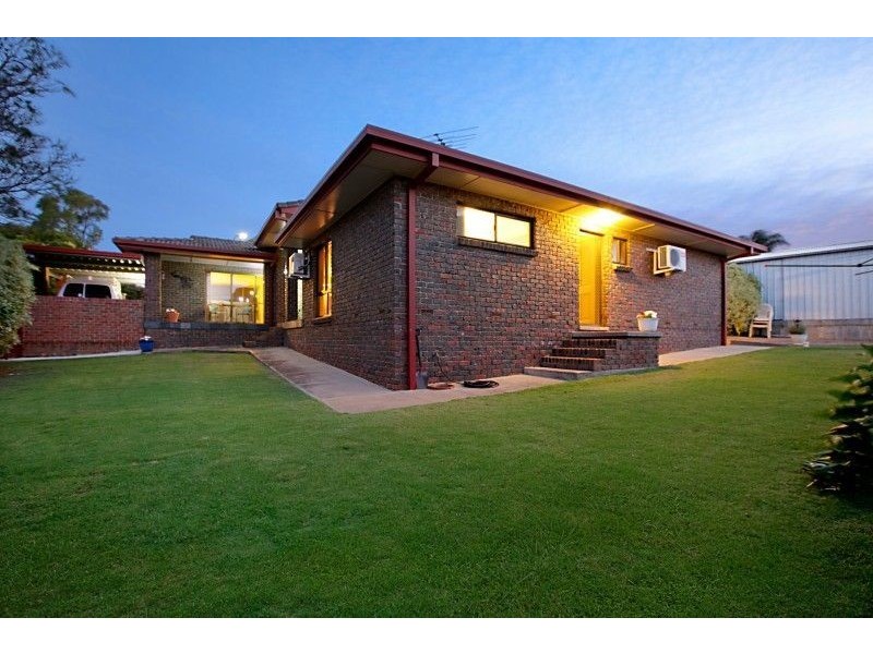 4 Pauline Court, Para Hills SA 5096