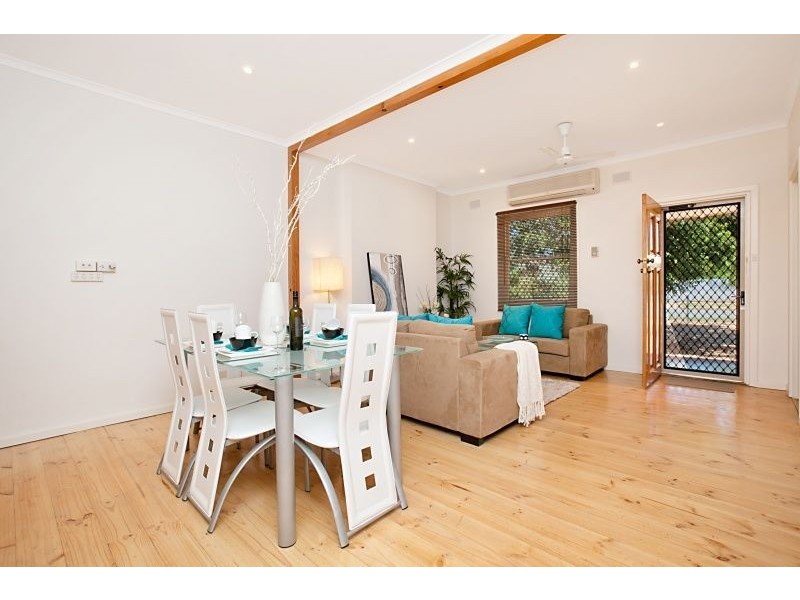 25 Burcombe Street, Elizabeth Vale SA 5112