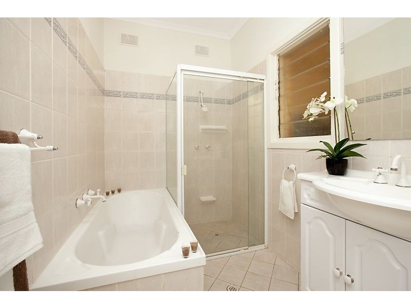 25 Burcombe Street, Elizabeth Vale SA 5112