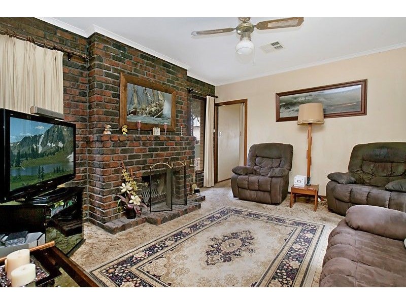 522 Bridge Road, Para Hills West SA 5096