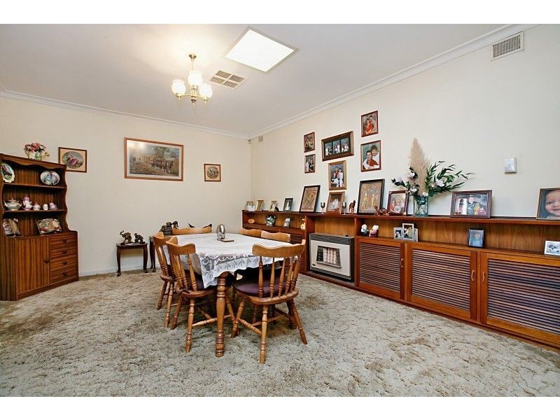 522 Bridge Road, Para Hills West SA 5096