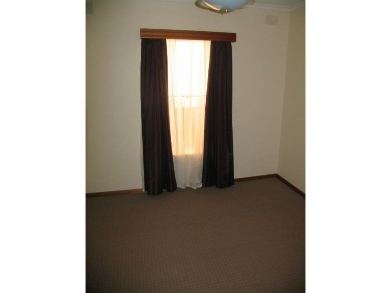 31 Launceston Avenue, Banksia Park SA 5091