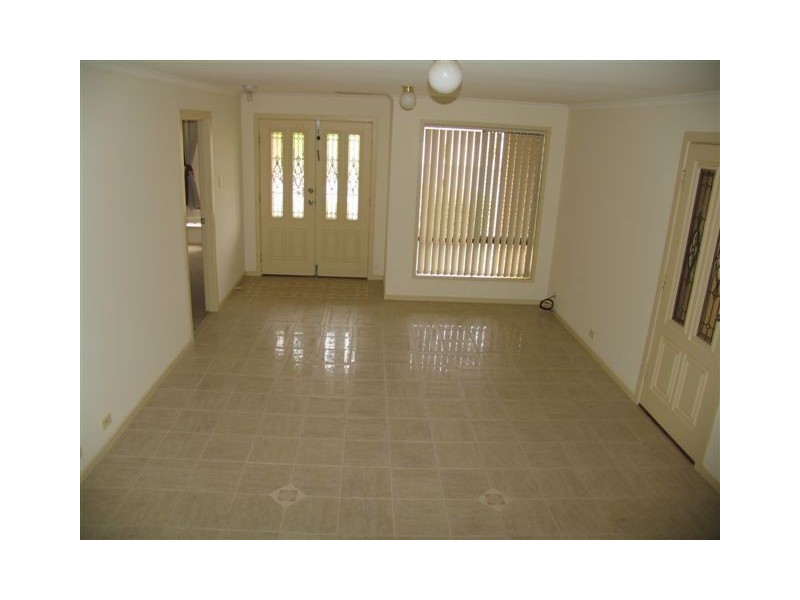 30 Springbank Pl, Parafield Gardens SA 5107