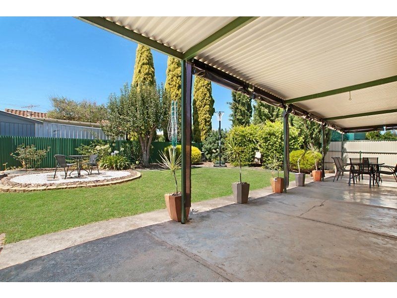 18 Balmoral Road, Salisbury East SA 5109