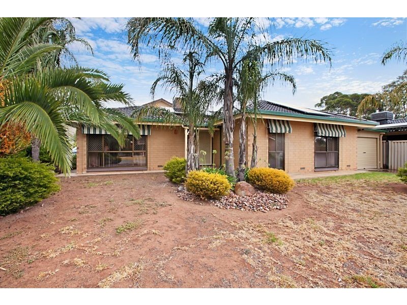 8 Torrens Place, Salisbury SA 5108